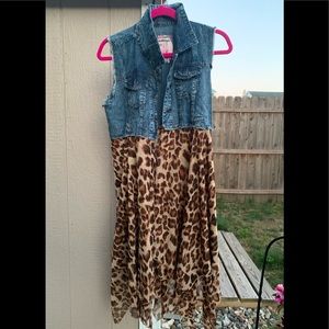 Jean leopard vest m/l new!